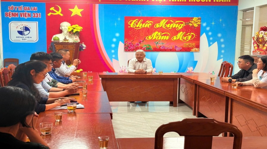 Lãnh đạo Sở Y tế tỉnh Gia Lai thăm, chúc Tết cán bộ, viên chức và bệnh nhân Bệnh viện 331